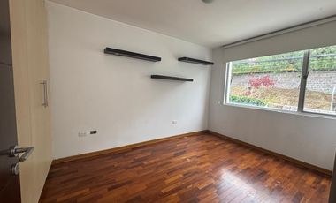 ALQUILER CASA - 3 DORMITORIOS - CUMBAYA - SAN JUAN BAJO