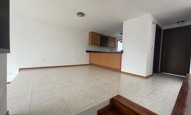 ALQUILER CASA - 3 DORMITORIOS - CUMBAYA - SAN JUAN BAJO