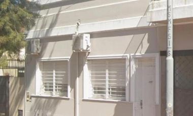 Departamento en venta - 2 Dormitorios 1 Baño - Villa Ballesterq