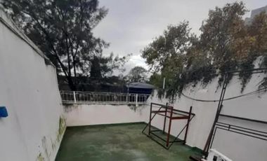 Departamento en venta - 2 Dormitorios 1 Baño - Villa Ballesterq