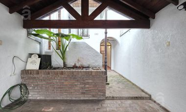 Dúplex en Venta en Villa Ballester - Tres Ambientes con Cochera - Zona Residencial.