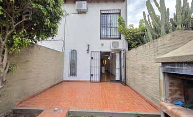 Dúplex en Venta en Villa Ballester - Tres Ambientes con Cochera - Zona Residencial.