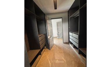 VENTA DE CASA DE LUJO PARA ESTRENAR EN PICACHO - MONTERA