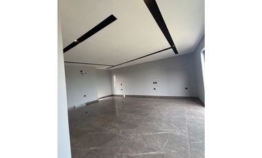 VENTA DE CASA DE LUJO PARA ESTRENAR EN PICACHO - MONTERA