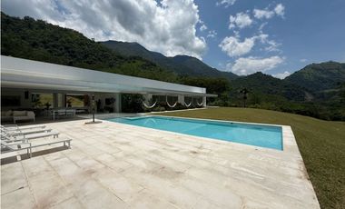 FINCA HERMOSA EN LA SIRIA