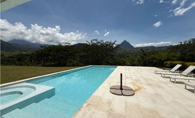 FINCA HERMOSA EN LA SIRIA