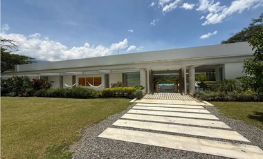 FINCA HERMOSA EN LA SIRIA