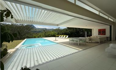 FINCA HERMOSA EN LA SIRIA