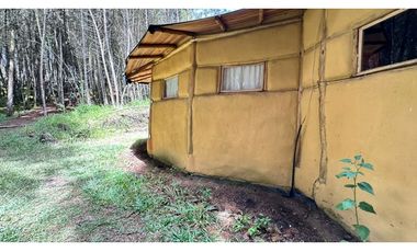 SE RENTA CABAÑA EN VEREDA LA MOSQUITA GUARNE