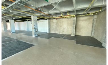 SE ARRIENDA LOCAL COMERCIAL EN EL EDIFICIO EL MAYOR, SANTA MARTA