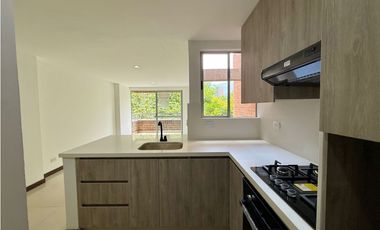 Apartamento en arriendo – Envigado, Loma del Escobero