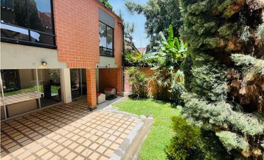 Casa en Venta en El Poblado sector San Lucas