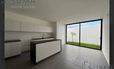 Casa en Venta en Fracc. Lomas del Dorado, Boca del Rio Veracruz.