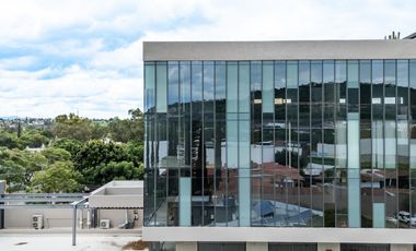 Local en venta o renta en paseo jurica Querétaro (1565)