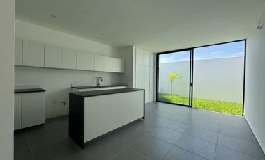 CASA DE UN NIVEL EN VENTA EN LOMAS DEL DORADO