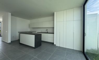 CASA DE UN NIVEL EN VENTA EN LOMAS DEL DORADO