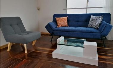 APARTAMENTO DÚPLEX AMOBLADO EN ARRIENDO-CERCA DE LA 70