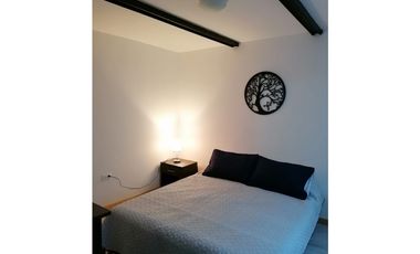 APARTAMENTO DÚPLEX AMOBLADO EN ARRIENDO-CERCA DE LA 70