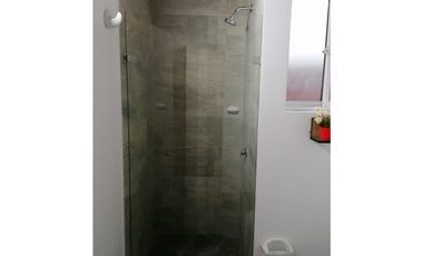 APARTAMENTO DÚPLEX AMOBLADO EN ARRIENDO-CERCA DE LA 70