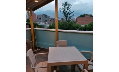 APARTAMENTO DÚPLEX AMOBLADO EN ARRIENDO-CERCA DE LA 70