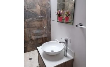 APARTAMENTO DÚPLEX AMOBLADO EN ARRIENDO-CERCA DE LA 70