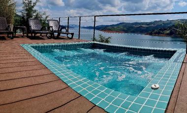 Casa Campestre  en condominio cerca a la represa del Lago Calima