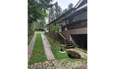 ALTOS DE CERRO AZUL / 1186M / 3 HABITACION / CASA CAMPESTRE CON GARITA