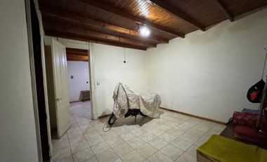 Casa PH en venta en Sarandi Este