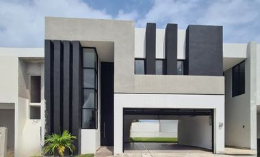 Casa en Venta Lomas del Dorado | Gran Jardín