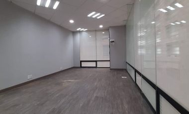 Zona Esmeralda Atizapán de Zaragoza Oficina en Renta Plaza Antigua II