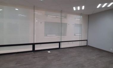 Zona Esmeralda Atizapán de Zaragoza Oficina en Renta Plaza Antigua II