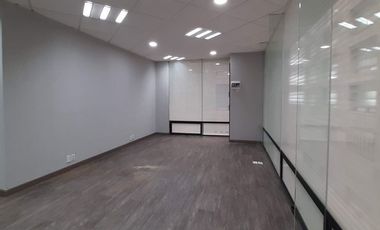 Zona Esmeralda Atizapán de Zaragoza Oficina en Renta Plaza Antigua II