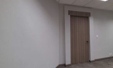 Zona Esmeralda Atizapán de Zaragoza Oficina en Renta Plaza Antigua II