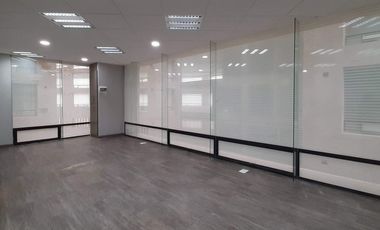 Zona Esmeralda Atizapán de Zaragoza Oficina en Renta Plaza Antigua II