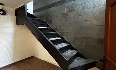 VENTA AMPLIA CASA LA FLORIDA 4D 3B PATIO JARDIN ALTO