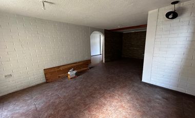 VENTA AMPLIA CASA LA FLORIDA 4D 3B PATIO JARDIN ALTO