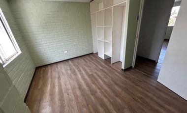 VENTA AMPLIA CASA LA FLORIDA 4D 3B PATIO JARDIN ALTO