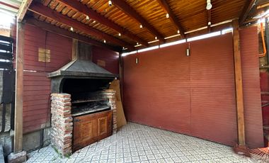 VENTA AMPLIA CASA LA FLORIDA 4D 3B PATIO JARDIN ALTO