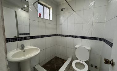 VENTA AMPLIA CASA LA FLORIDA 4D 3B PATIO JARDIN ALTO