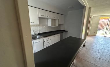 VENTA AMPLIA CASA LA FLORIDA 4D 3B PATIO JARDIN ALTO