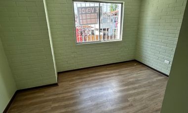 VENTA AMPLIA CASA LA FLORIDA 4D 3B PATIO JARDIN ALTO