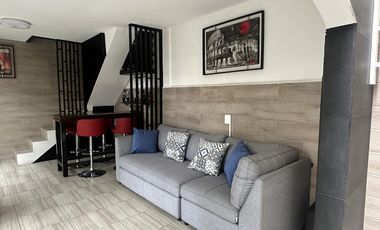 Casa venta cerca de Vialidad López Portillo y Aeropuerto de Toluca con casa club dentro de privada