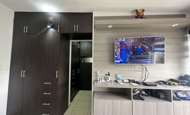 Casa venta cerca de Vialidad López Portillo y Aeropuerto de Toluca con casa club dentro de privada