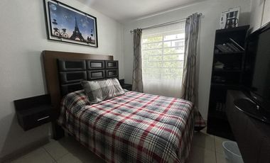 Casa venta cerca de Vialidad López Portillo y Aeropuerto de Toluca con casa club dentro de privada