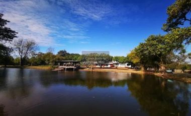 For Sale Two-story lake view house. 480 sq.m. on a 1 rai plot. Located on Phahonyothin Road , Wang Khon Khwang , Khok Samrong , Lop Buri , CX-133083