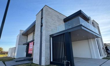 CASA EN VENTA EN VILLAS DEL CARDENCHAL, TORREON COAHUILA