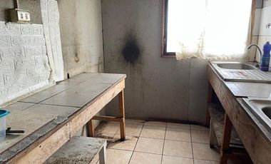 ¡Casa en Curicó con Estacionamiento Propio!