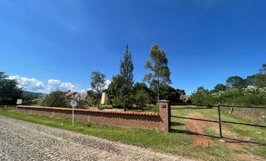 Cabaña en los primeros terrenos de Pinares Tapalpa