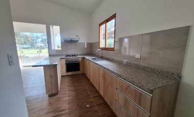 Casa a la Venta en Cañete