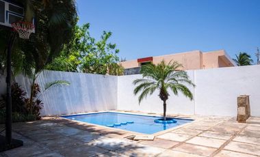 En Venta, Casa en la Col. México, 3 Rec, 4 Baños, Alberca, paneles solares